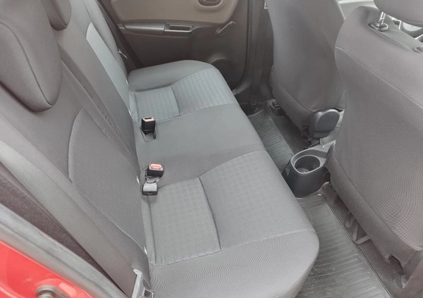 Toyota Yaris cena 32900 przebieg: 176766, rok produkcji 2017 z Tychy małe 67